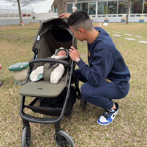 【AVUS】新手爸爸的秒收育兒神氣Avus
